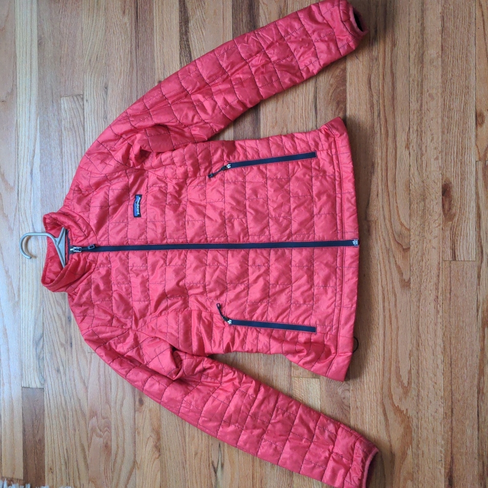 Patagonia nano puff jacket